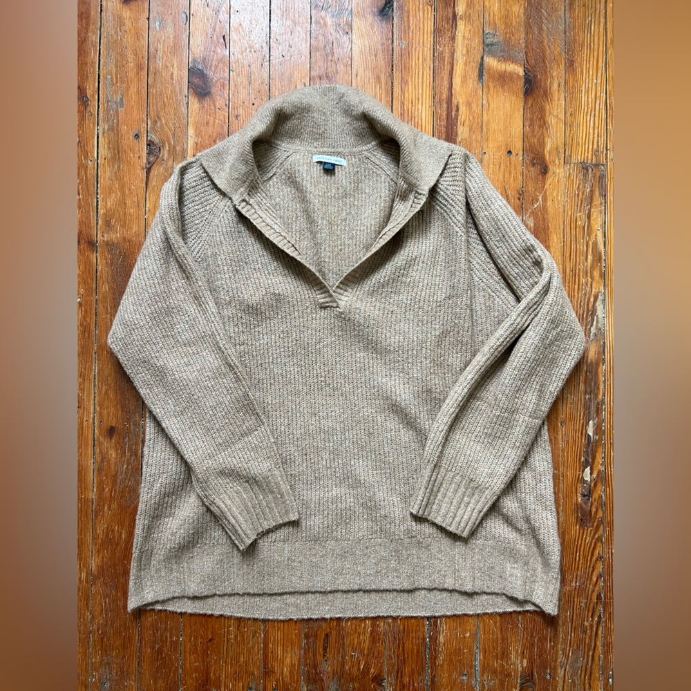 AE Whoa So Soft Oversized Collared Sweater, light brown, size large, EUC
